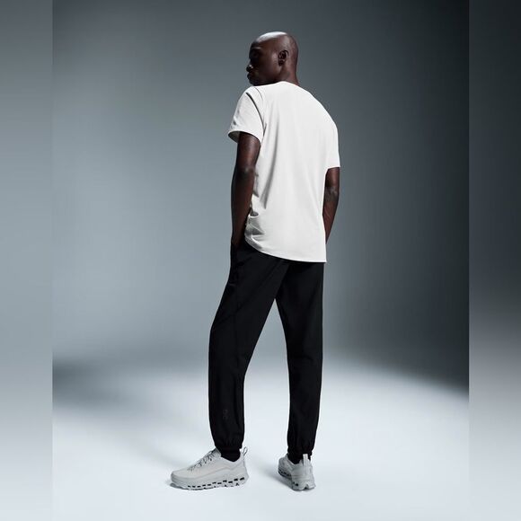 NWT ON CLOUD - Focus Pants size L - Picture 2 of 8